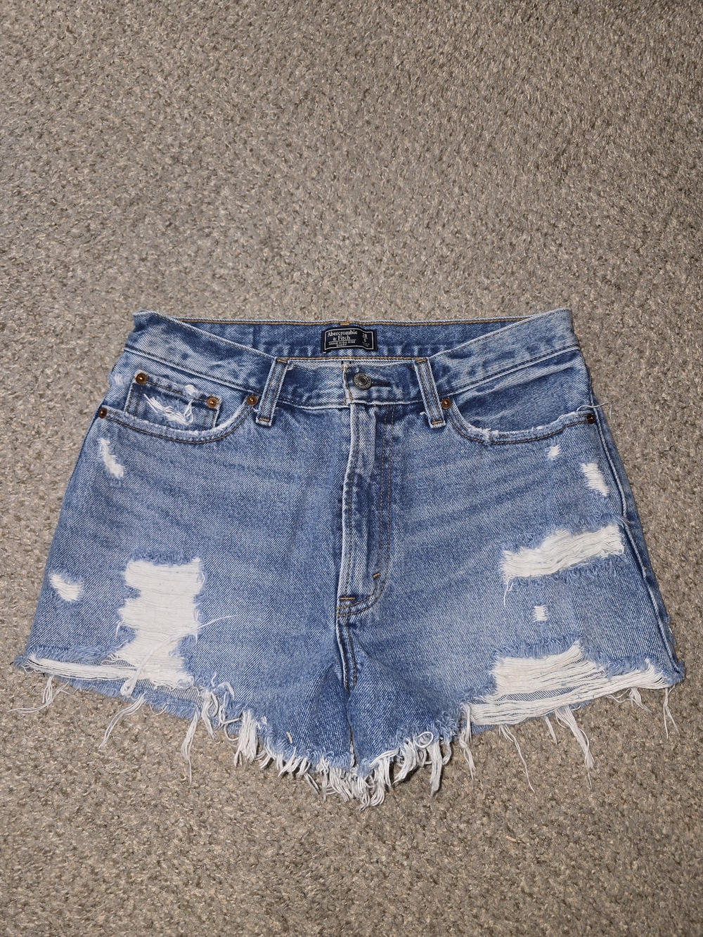 Abercrombie & Fitch Light Blue Distressed Denim Shorts Size 6